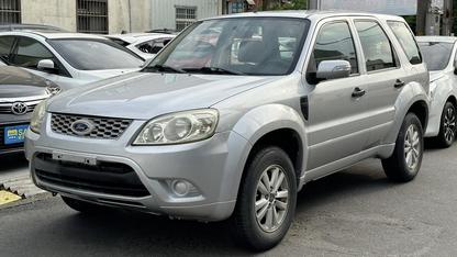 2010 Ford 福特 Escape