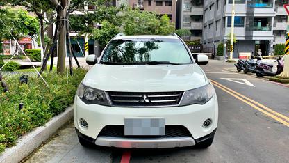 2010 Mitsubishi 三菱 Outlander