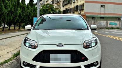 2014 Ford 福特 Focus 5d
