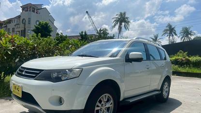 2010 Mitsubishi 三菱 Outlander