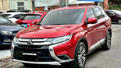2020 Mitsubishi 三菱 Outlander