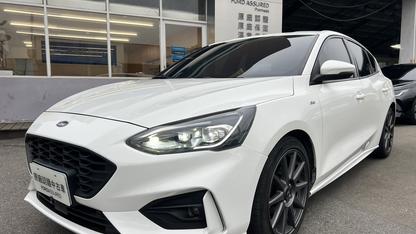 2022 Ford 福特 Focus 5d