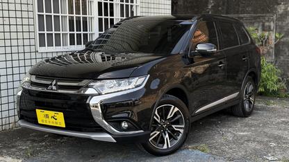 2022 Mitsubishi 三菱 Outlander