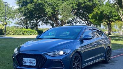 2018 Hyundai 現代 Elantra