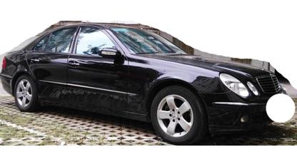 2004 M-Benz 賓士 E-class sedan