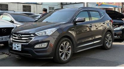 2017 Hyundai 現代 Santa fe
