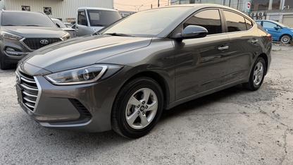 2018 Hyundai 現代 Elantra