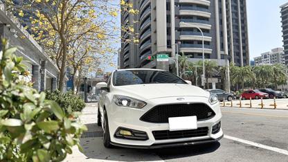 2016 Ford 福特 Focus 5d