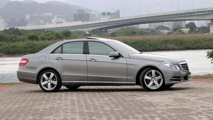 2010 M-Benz 賓士 E-Class Sedan