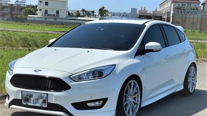 2016 Ford 福特 Focus 5d
