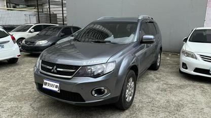 2010 Mitsubishi 三菱 Outlander