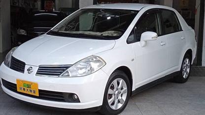 2010 Nissan 日產 Tiida 4d