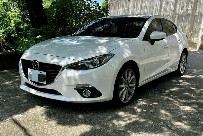 Mazda 3 2 0 Sky G 頂級版 3代 15年中古車 二手車 54 8萬 Hot白金車商實車實價車神汽車abc好車網