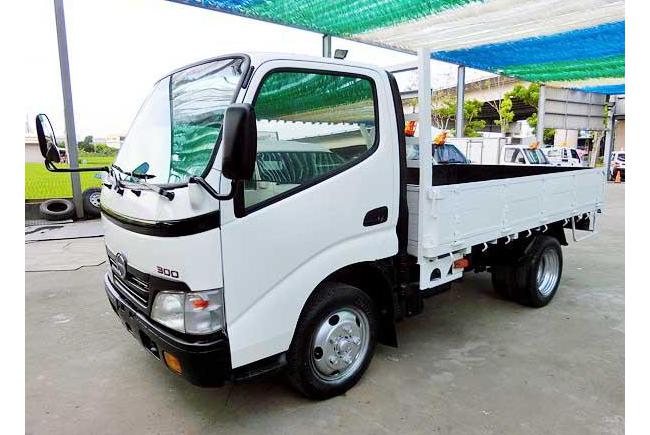 Hino 300 4 0 10 中古車 二手車 58 8萬 松順汽車商行abc好車網
