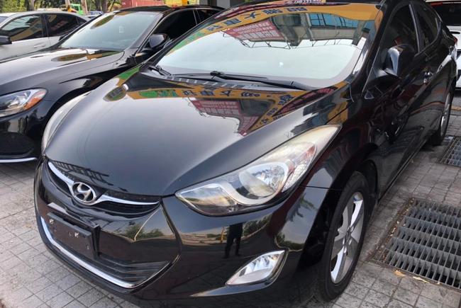 Hyundai Elantra 1 8 Gls 豪華型 5代 13 中古車 二手車 40萬 汎漩國際abc好車網