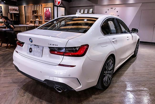 bmw 330i m sport (g20) 2019