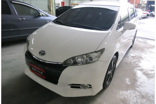 Toyota Wish 2 0 J 2代 13年中古車 二手車 52 8萬 Toyota和航春日所abc好車網