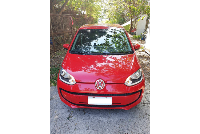 Volkswagen Up 1 0 High 13 中古車 二手車 31 5萬 Abc好車網