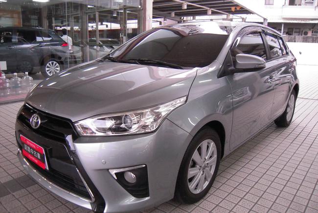 Toyota Yaris 1 5 E 2代 16年中古車 二手車 44 8萬 Toyota中誠草屯所abc好車網
