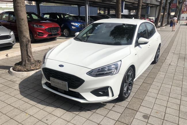 Ford Focus St Line Lommel 賽道特化版5d Mk4 2020 中古車 二手車 84 8萬 Abc好車網
