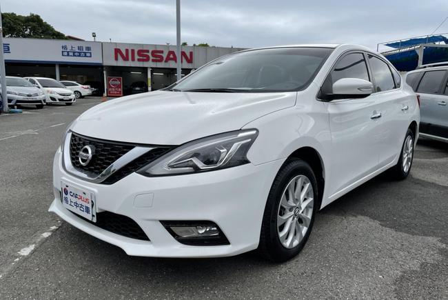 Nissan Super Sentra 1 8 旗艦版17 小改款18 中古車 二手車 53 5萬 格上一手中古車士林營業所詹先生abc好車網