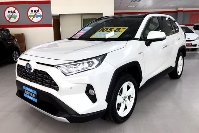 Toyota Rav4 Hybrid 旗艦4wd 5代 19年中古車 二手車 105 8萬 Toyota和榮屏東所abc好車網 Toyota Rav4 Hybrid 旗艦4wd 5代 19年中古車 二手車 105 8萬 Toyota和榮屏東所abc好車網