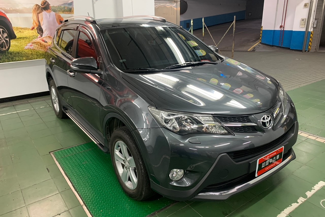 Toyota Rav4 2 5 Adventure 4wd 5代 13年中古車 二手車 51 8萬 Toyota國都陽明所abc好車網 Toyota Rav4 2 5 Adventure 4wd 5代 13年中古車 二手車 51 8萬 Toyota國都陽明所abc好車網